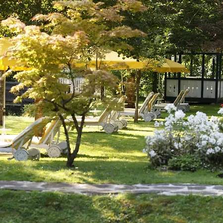 Hotel Parkhotel Tristachersee 4*