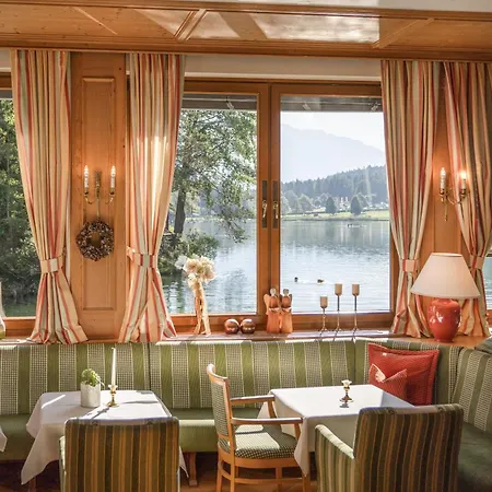 Parkhotel Tristachersee Hotel