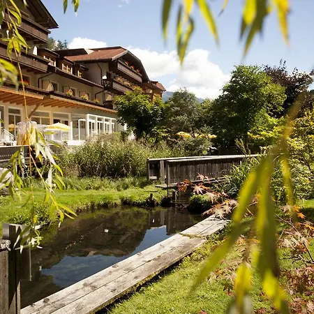 Parkhotel Tristachersee Otel 4*