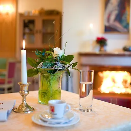Parkhotel Tristachersee מלון 4*