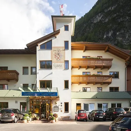 מלון Parkhotel Tristachersee 4*