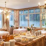 Parkhotel Tristachersee