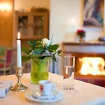 Parkhotel Tristachersee Hotel 4*