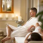 باركهوتيل تريستاشيرسي 4* لينز