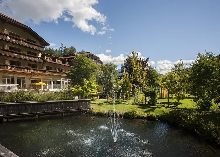 Parkhotel Tristachersee Hotel